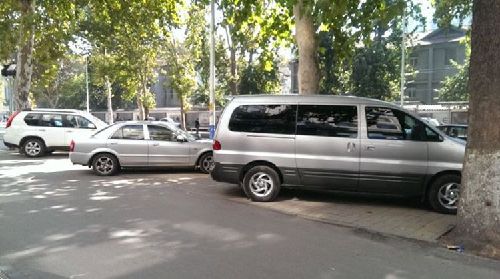 違章停車被拖壞，就該自認倒霉？告訴車主如何獲得賠償